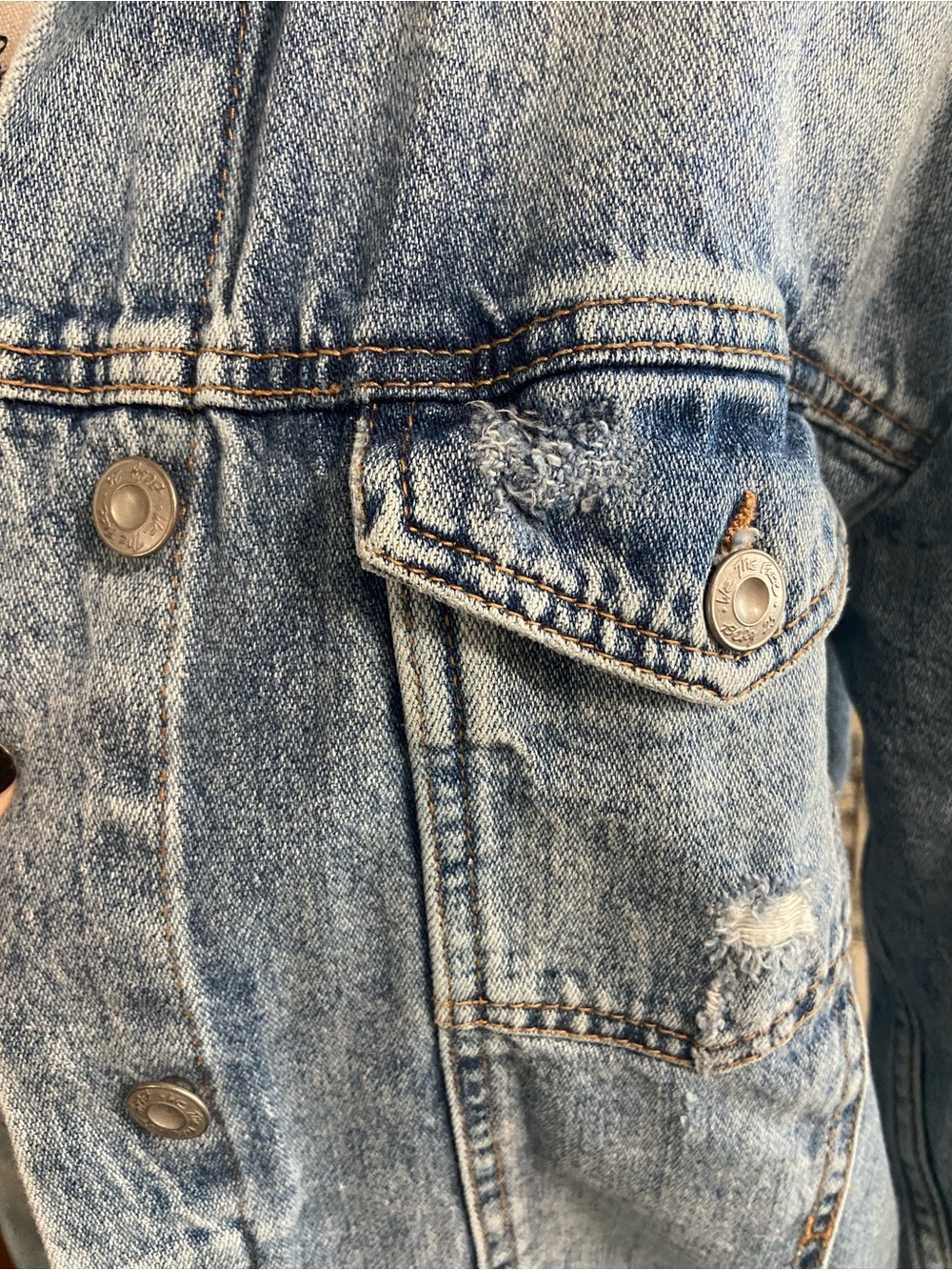 We The Free Light Blue Distressed Denim Jacket - Picture 2 of 5